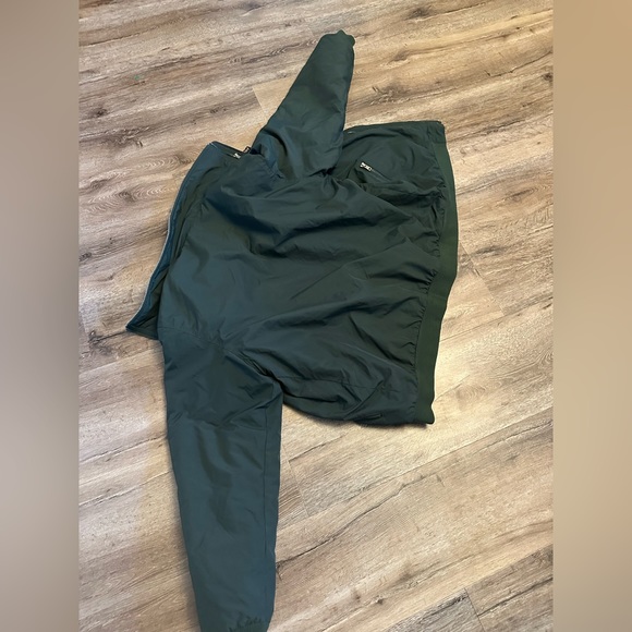 VINTAGE | 90s LL Bean Insulated Bomber Jacket with Fleece Lining - Picture 5 of 8